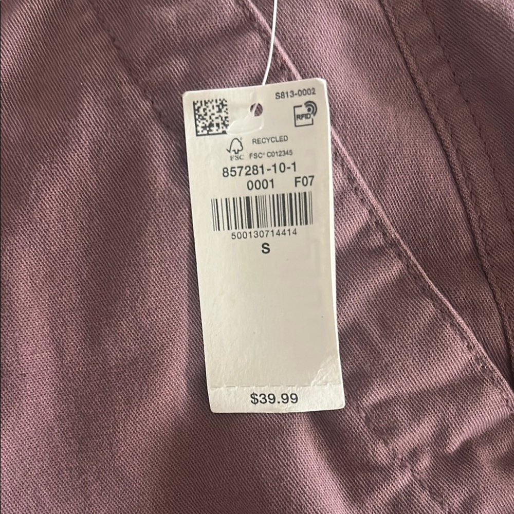 Old Navy Mauve Casual Chinos - Picture 2 of 3